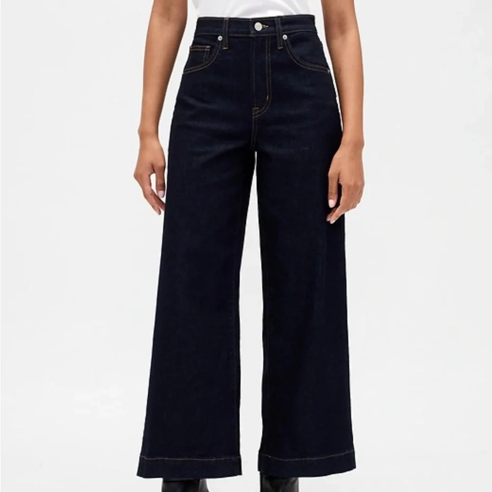 Gap High Rise Wide Leg Crop Jeans Dark Wash Size 25 New with Tags - Picture 2 of 5